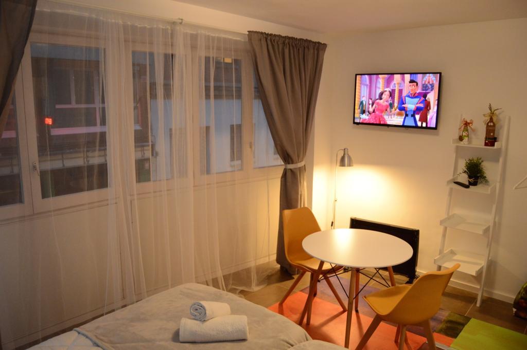 Tarragona Suites Marquesa Exterior photo